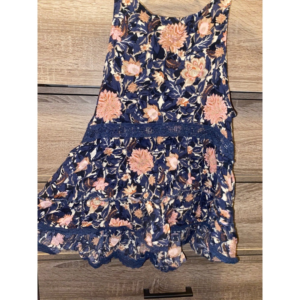 Blouse tank with lace